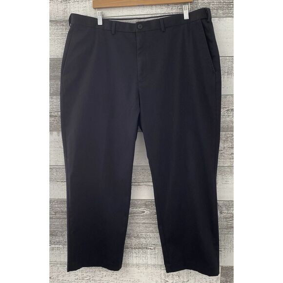 Haggar Pants Men's Pants Fit 42"x27.5" Black Classic Fit Iron Free Premium Khaki - Picture 1 of 14